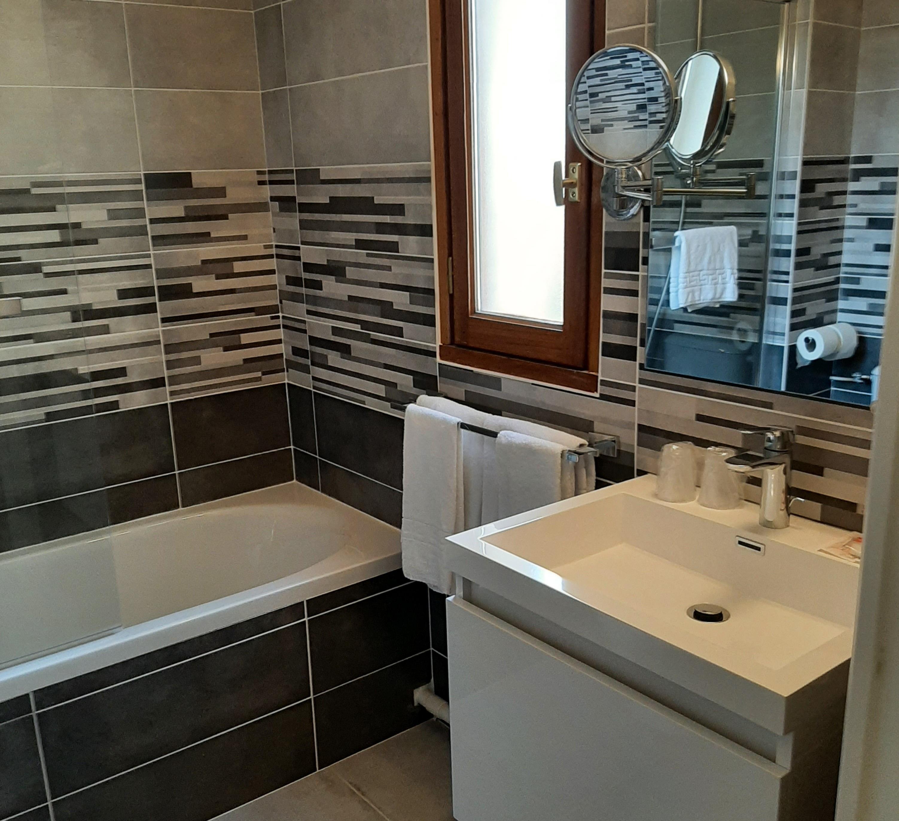Sure Hotel By Best Western Saintes Εξωτερικό φωτογραφία