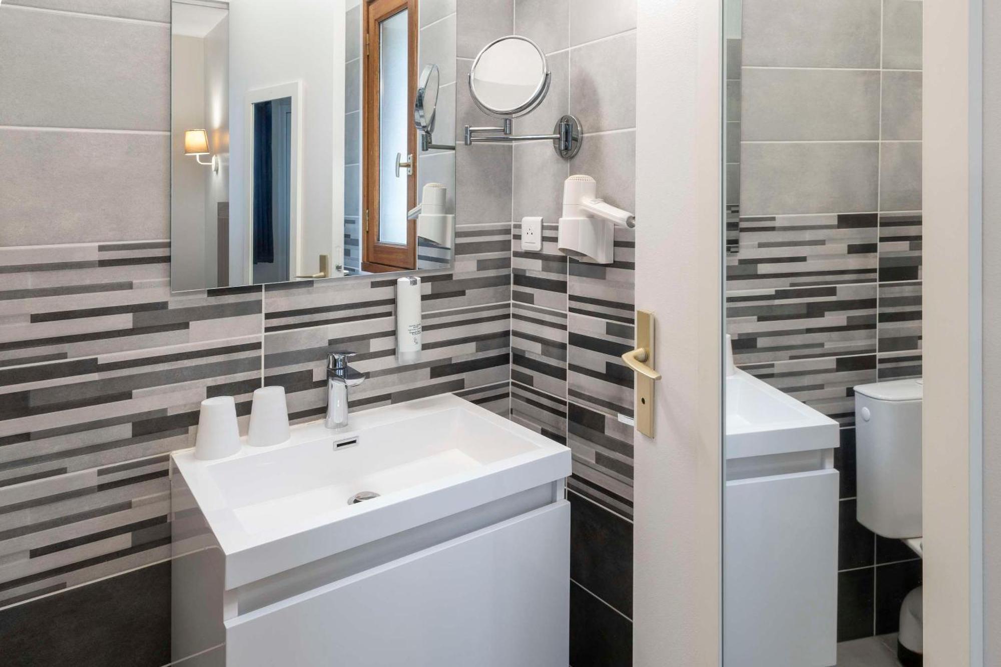 Sure Hotel By Best Western Saintes Εξωτερικό φωτογραφία
