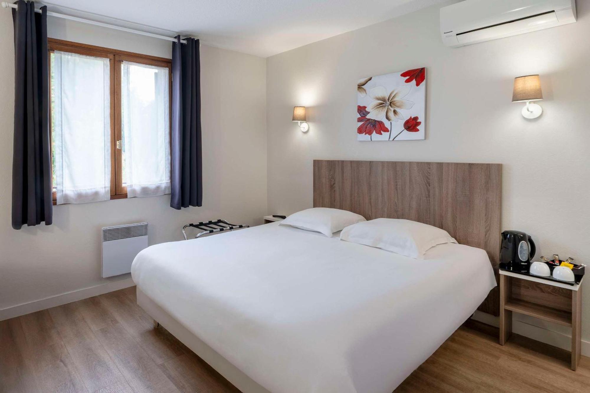 Sure Hotel By Best Western Saintes Εξωτερικό φωτογραφία